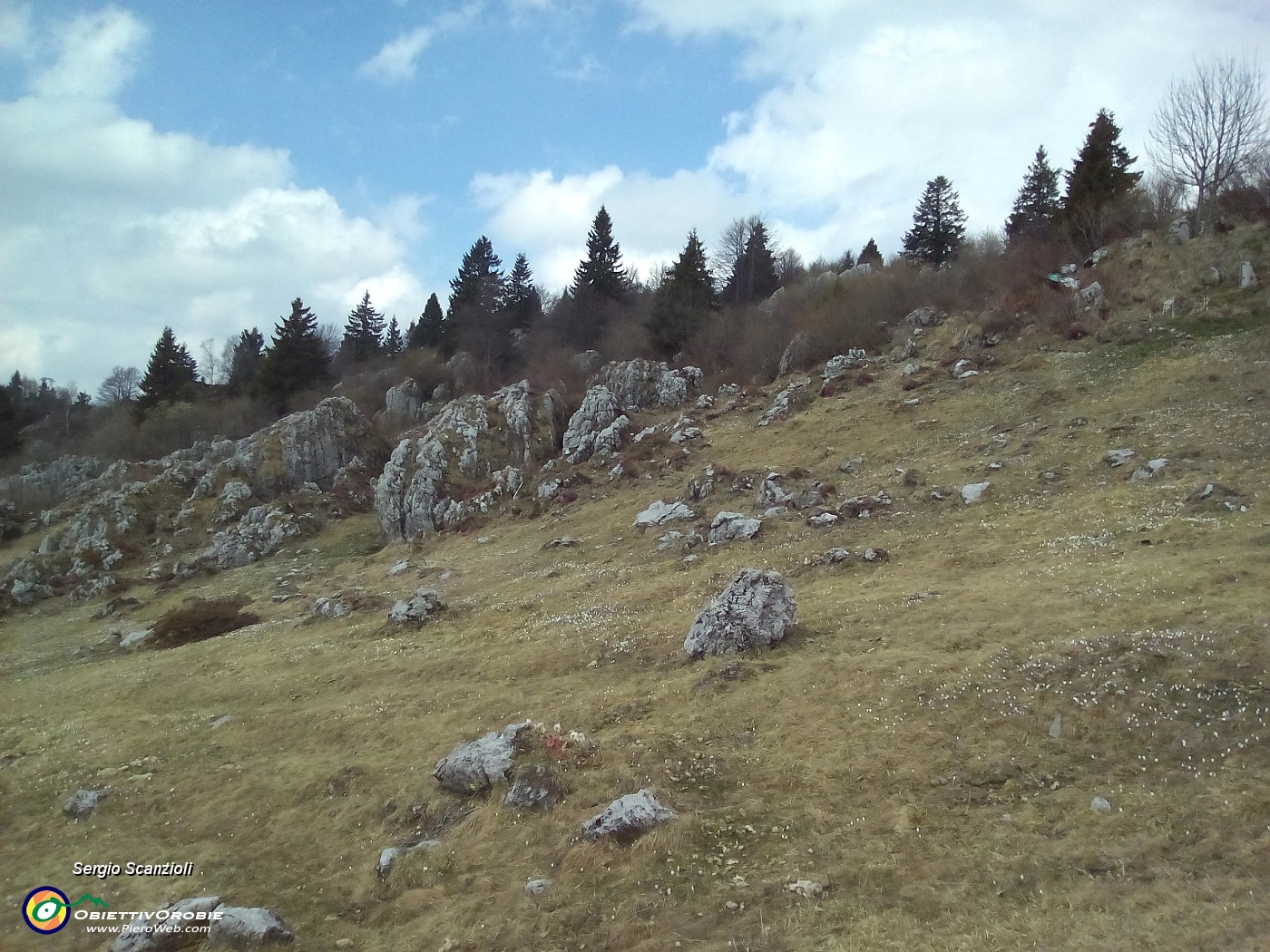 35 - Il cielo regala qualche schiarita.jpg